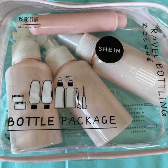 Shein travel kit - Picture 2 of 3
